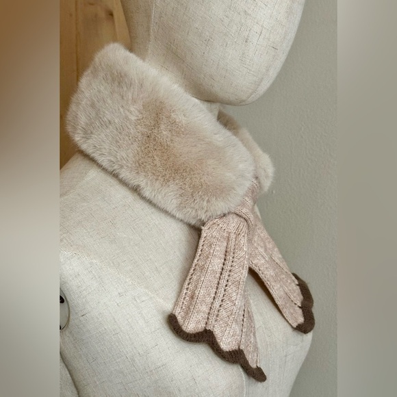 NWOT Beige Brown Faux Fur Knit Scarf Collar Neck Warmer - Picture 3 of 4